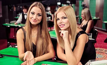 Người dùng đăng ký tài khoản f8bet và cung cấp thông tin cá nhân